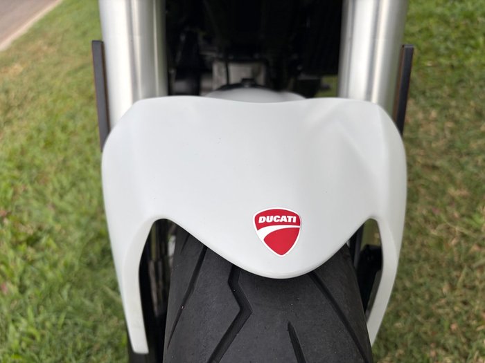 2021 DUCATI MONSTER 659 (WHITE) White