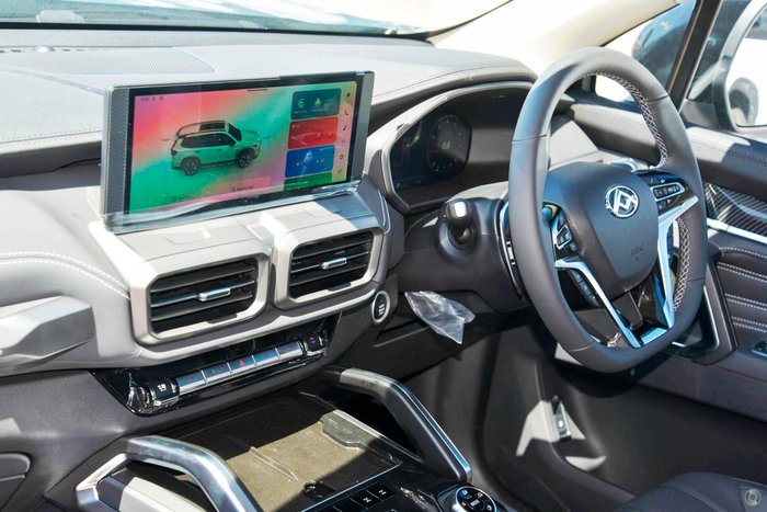 2025 LDV D90 Executive
