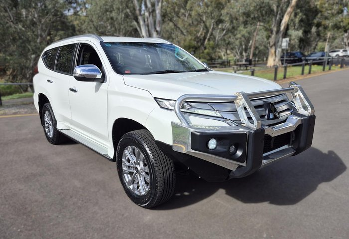 2023 Mitsubishi Pajero Sport GLX