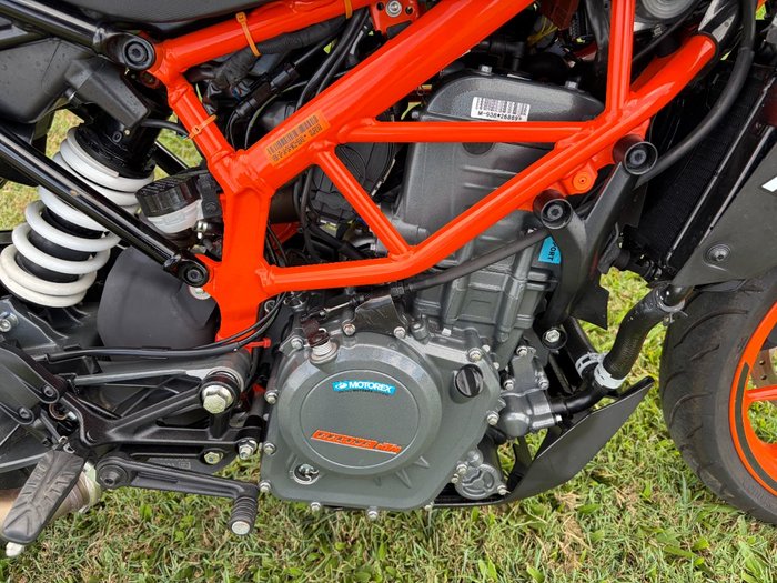 2021 Ktm 390 DUKE SILVER