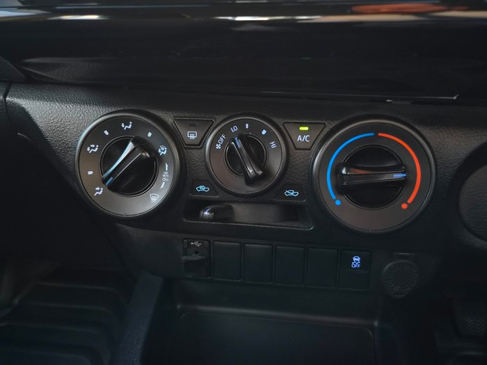 2022 Toyota Hilux Workmate