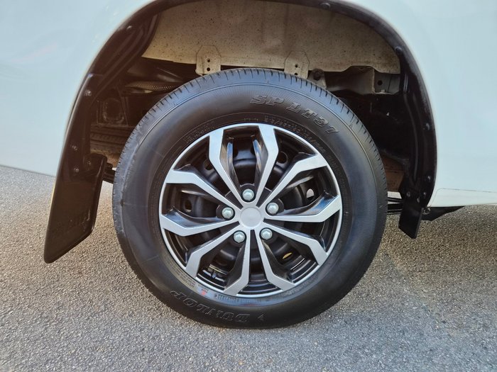 2022 Toyota Hilux Workmate