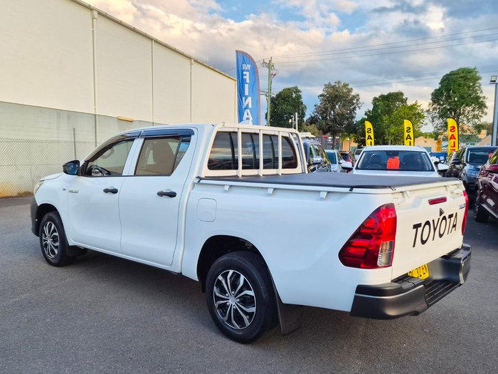 2022 Toyota Hilux Workmate