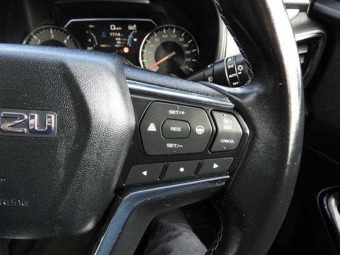 2021 Isuzu MU-X LS-T