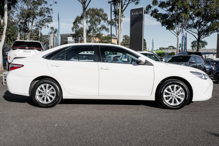 2016 Toyota Camry Altise