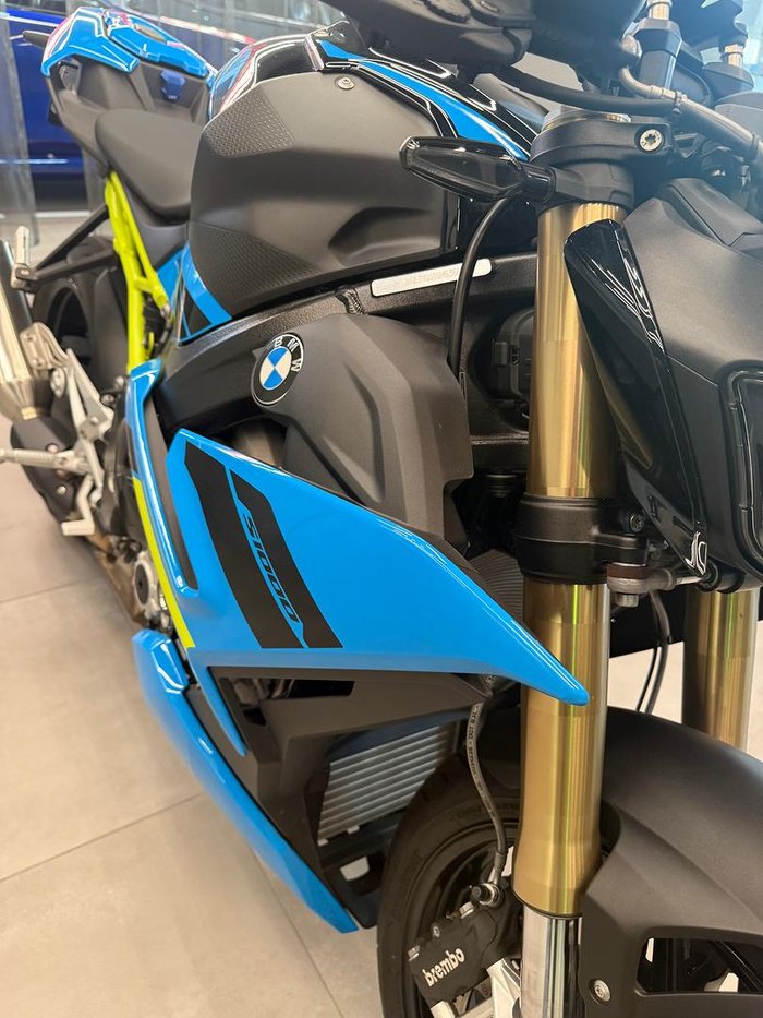 2025 BMW S 1000 R Sport S 1000 Yellow