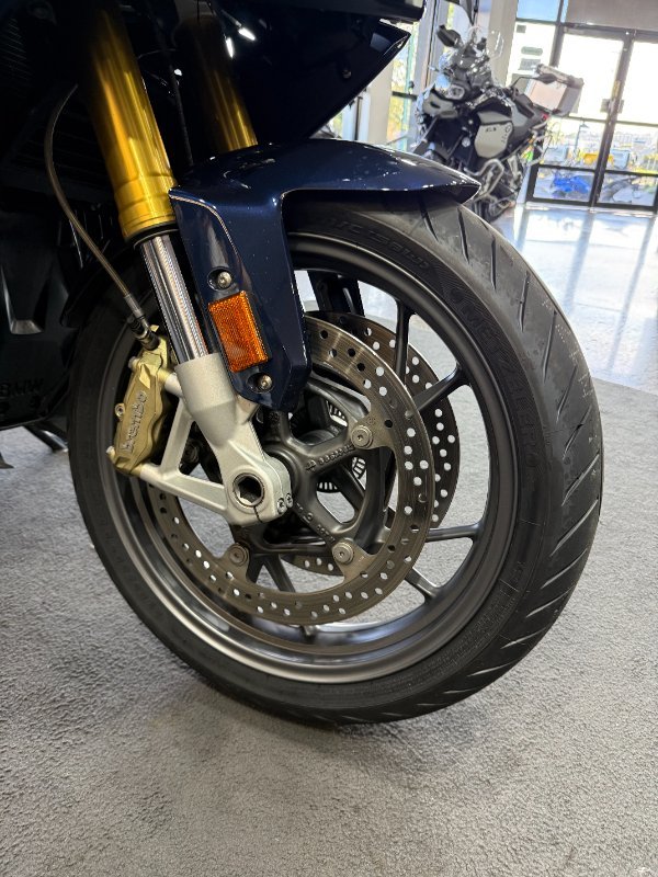 BMW Motorrad 2020 BMW 1250CC R 1250 RS IMPERIAL BLUE METALLIC
