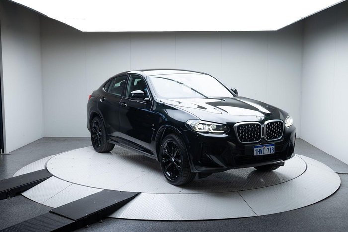 2023 BMW X4