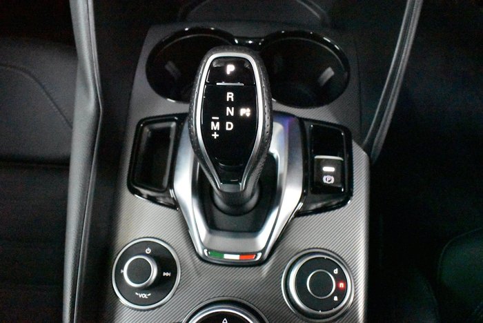 2023 Alfa Romeo Giulia Veloce