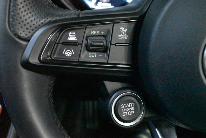 2023 Alfa Romeo Giulia Veloce