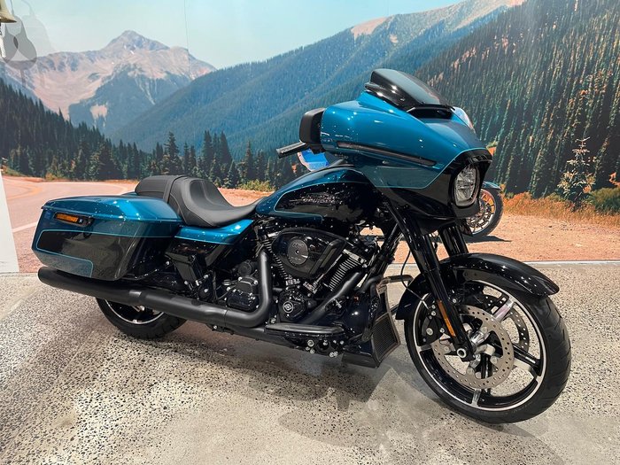 Harley-Davidson Street Glide 117 (FLHX) Touring
