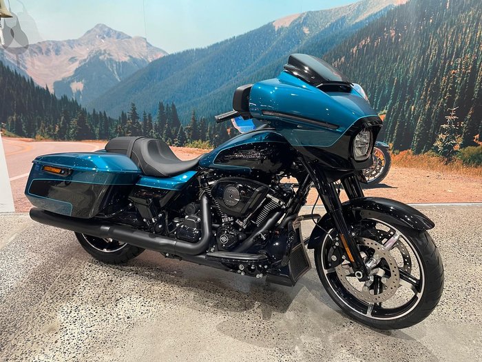 Harley-Davidson Street Glide 117 (FLHX) Touring