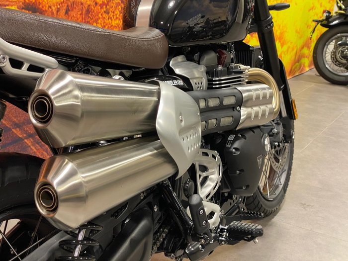 2025 Triumph Scrambler 1200 X Scrambler Black