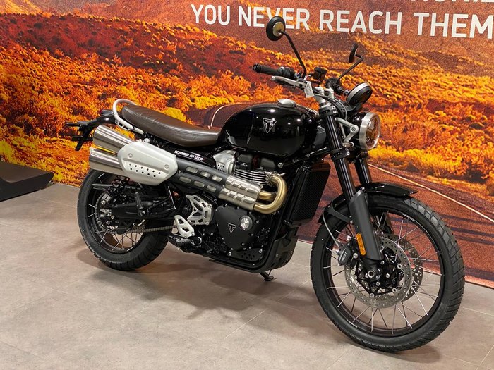 2025 Triumph Scrambler 1200 X Scrambler Black