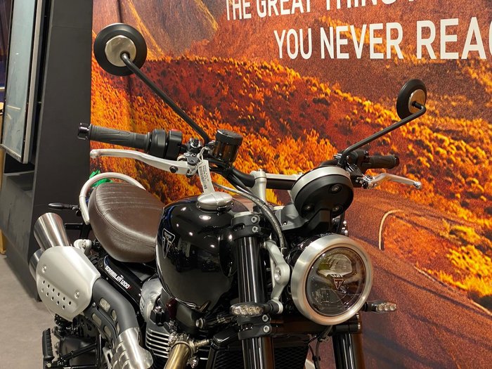 2025 Triumph Scrambler 1200 X Scrambler Black