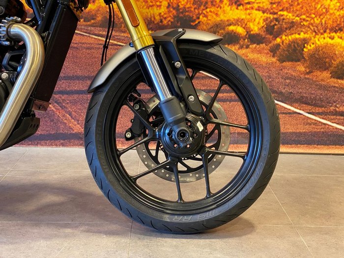 2026 Triumph Speed 400 Speed Four Red