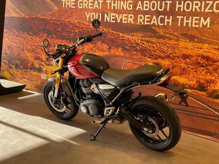2026 Triumph Speed 400 Speed Four Red