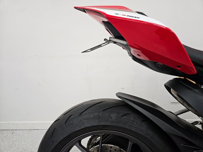 2022 DUCATI PANIGALE V2 BAYLISS 20TH ANNIV Red