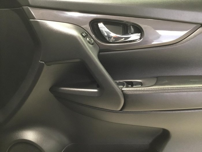 2021 Nissan X-TRAIL ST