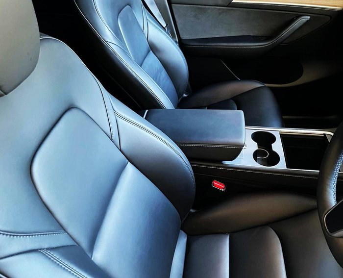 2022 Tesla Model Y Rear-Wheel Drive