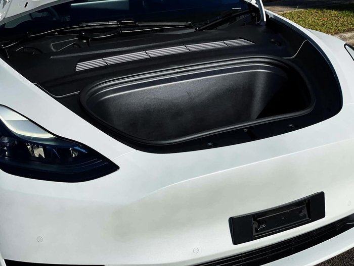 2022 Tesla Model Y Rear-Wheel Drive