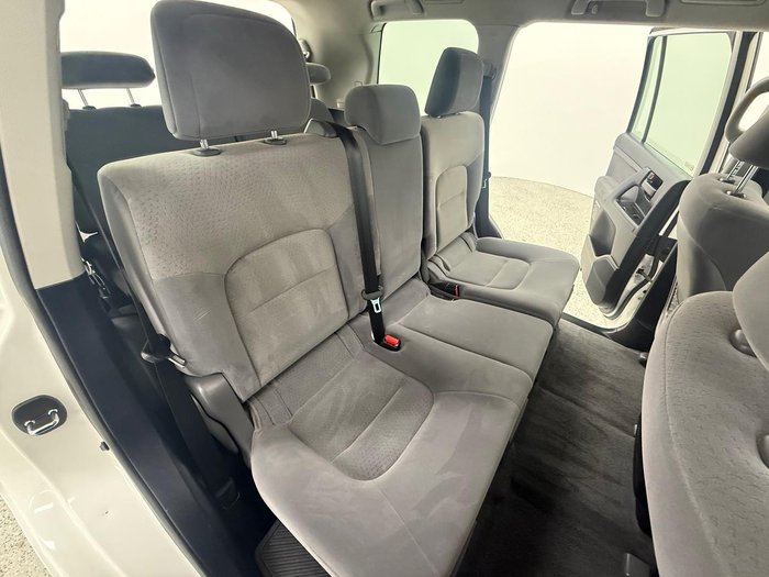 2010 Toyota Landcruiser GXL VDJ200R MY10 4X4 Constant Glacier White