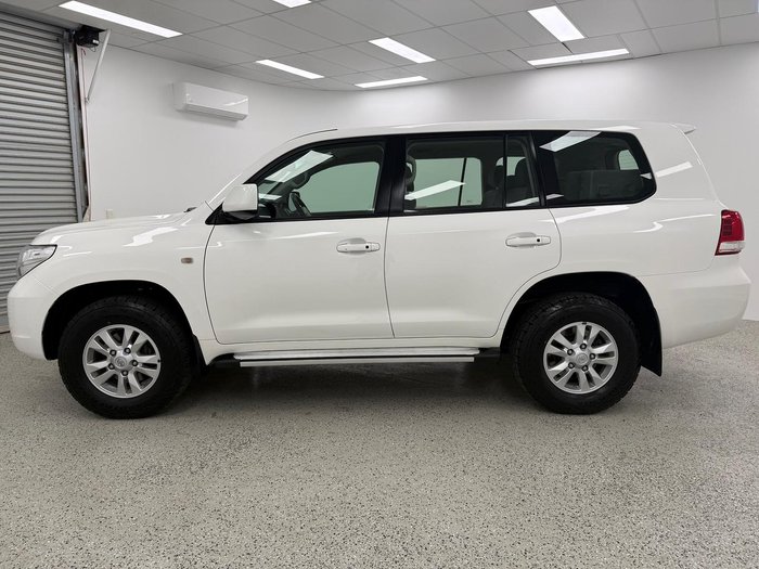 2010 Toyota Landcruiser GXL VDJ200R MY10 4X4 Constant Glacier White