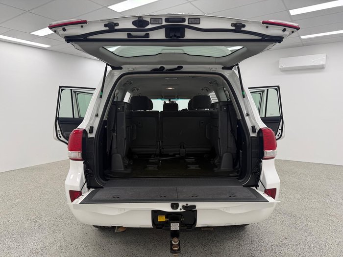 2010 Toyota Landcruiser GXL VDJ200R MY10 4X4 Constant Glacier White