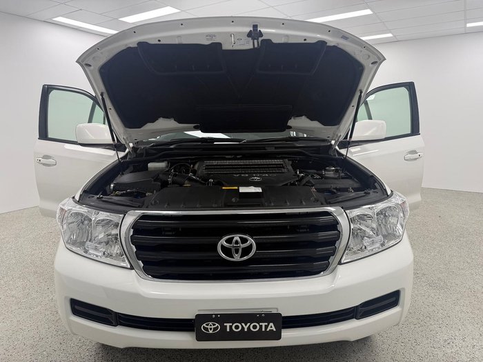 2010 Toyota Landcruiser GXL VDJ200R MY10 4X4 Constant Glacier White