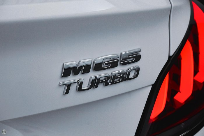 2026 MG MG5 Essence