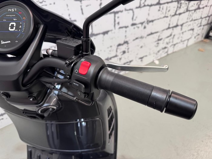 2024 Vespa GTV 300 GTV Grey