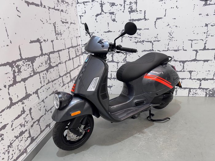 2024 Vespa GTV 300 GTV Grey