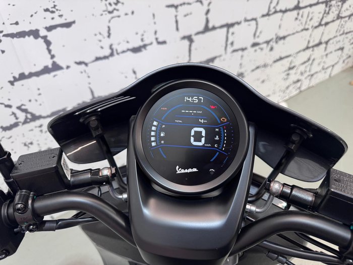 2024 Vespa GTV 300 GTV Grey