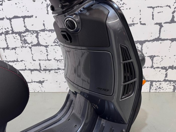 2024 Vespa GTV 300 GTV Grey