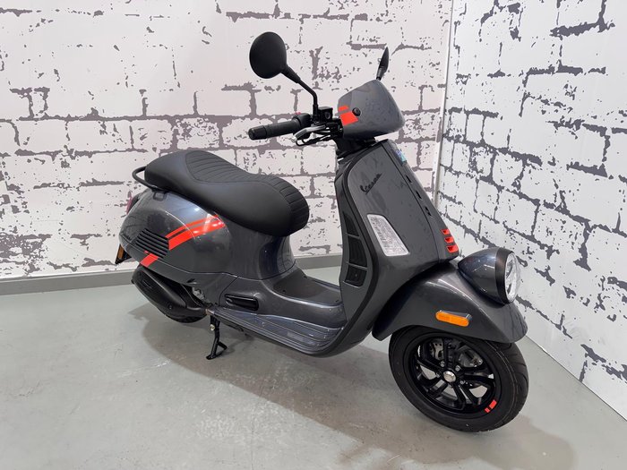 2024 Vespa GTV 300 GTV Grey
