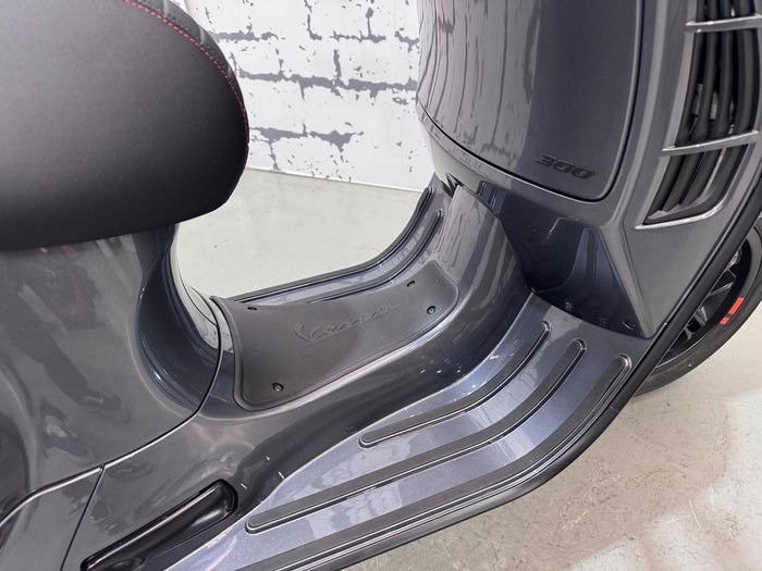 2024 Vespa GTV 300 GTV Grey