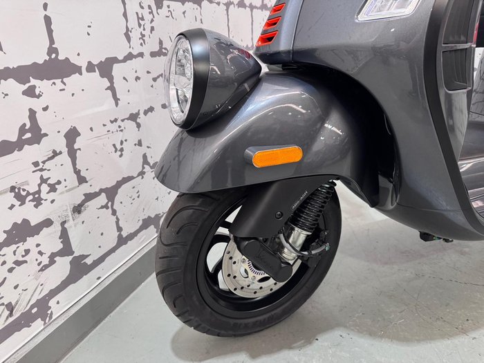 2024 Vespa GTV 300 GTV Grey