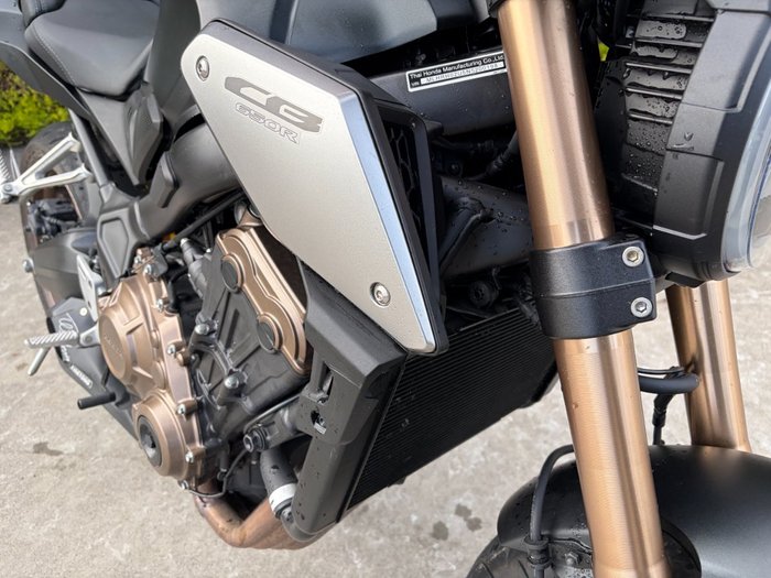 2022 Honda CB650R Black