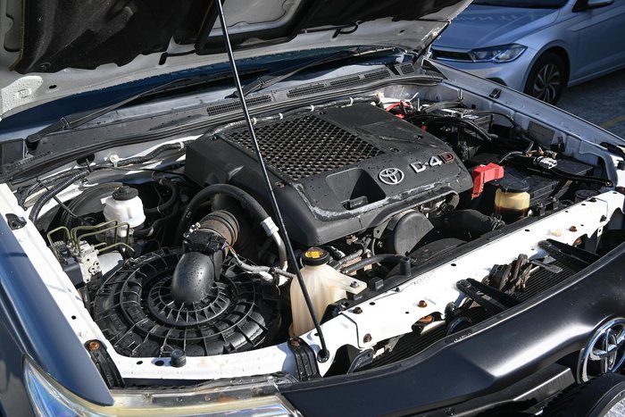 2014 Toyota Hilux SR