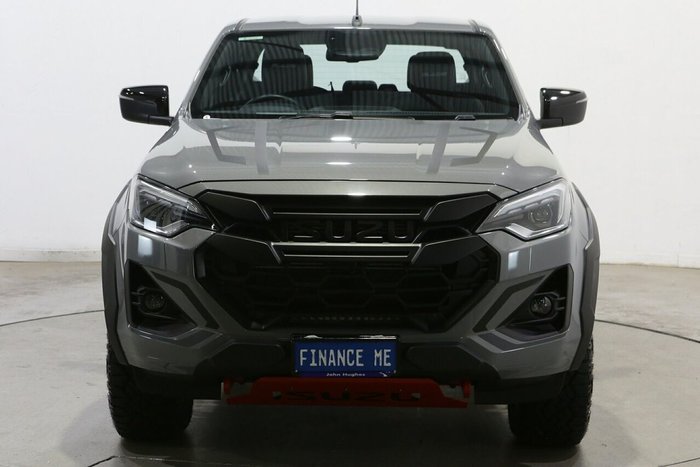 2025 Isuzu D-MAX BLADE