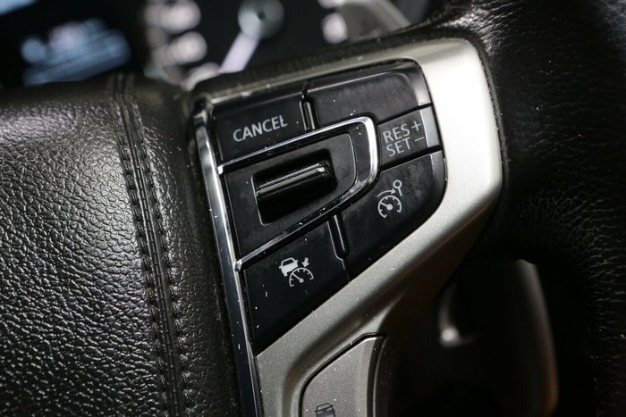 2023 Mitsubishi Pajero Sport GLS