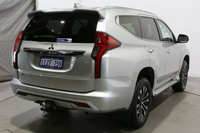 2023 Mitsubishi Pajero Sport GLS