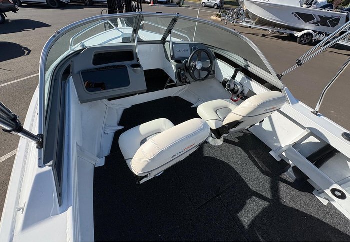 2026 QUINTREX 450 Fishabout