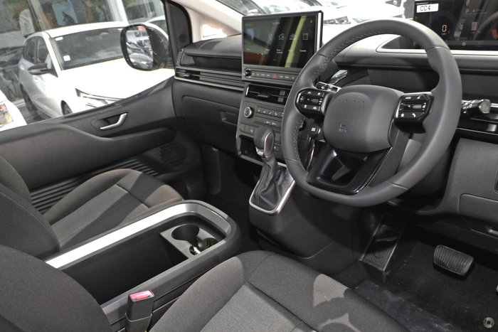 2026 Hyundai STARIA LOAD