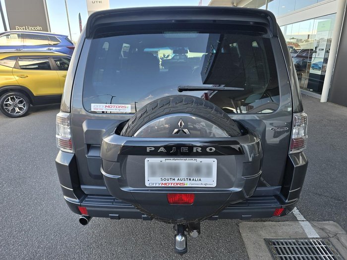 2011 Mitsubishi Pajero GLX
