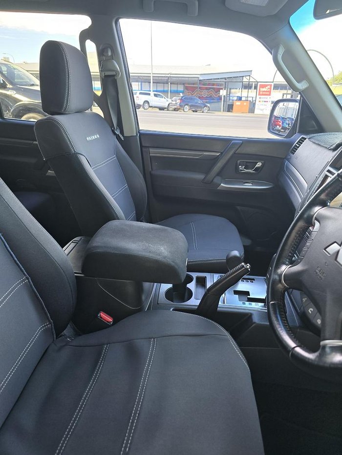 2011 Mitsubishi Pajero GLX