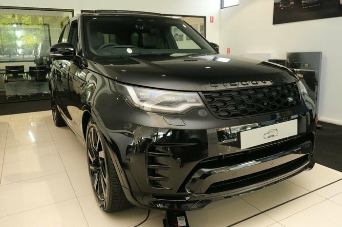 2025 Land Rover Discovery D350 Dynamic SE Series 5 MY25 4X4 Santorini Black