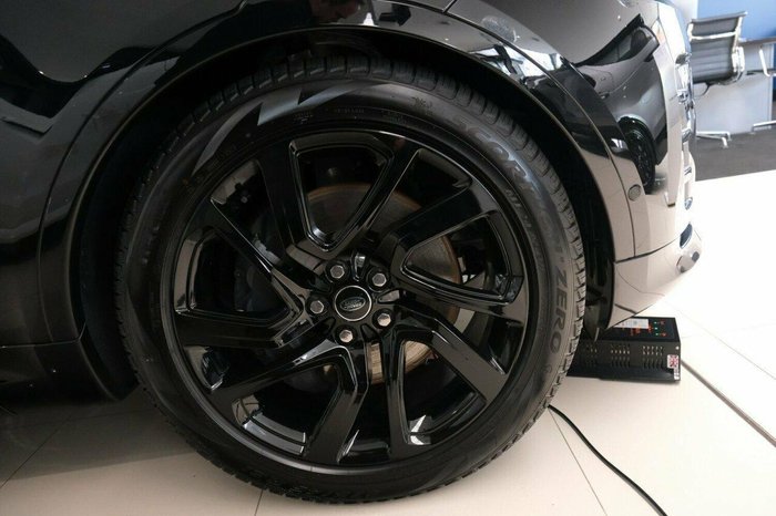 2025 Land Rover Discovery D350 Dynamic SE Series 5 MY25 4X4 Santorini Black