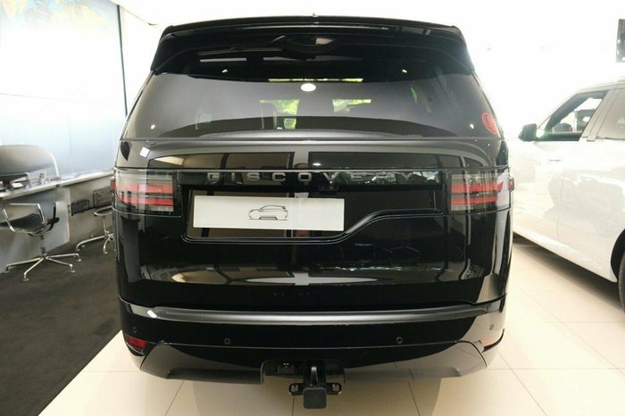 2025 Land Rover Discovery D350 Dynamic SE Series 5 MY25 4X4 Santorini Black
