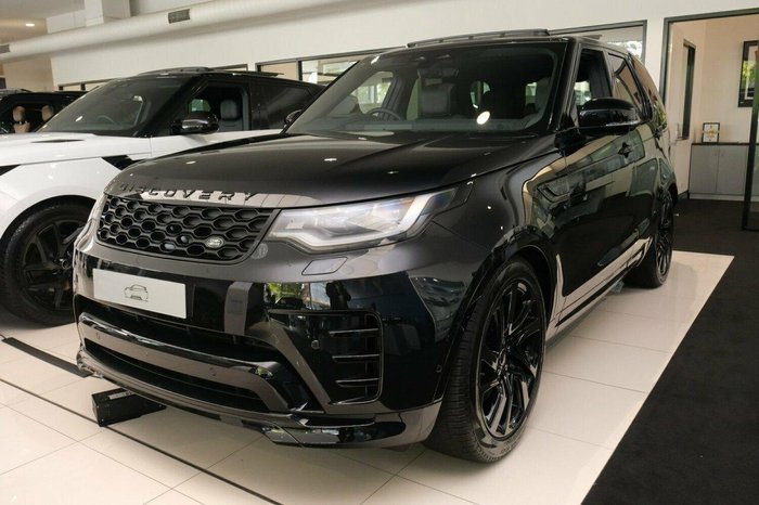 2025 Land Rover Discovery D350 Dynamic SE Series 5 MY25 4X4 Santorini Black
